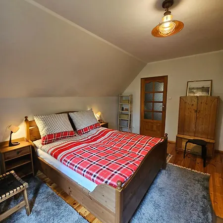 Siedlisko W Starym Sadzie * Zelichowo (Nowy Dwor Gdanski)