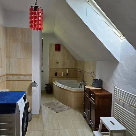 Siedlisko W Starym Sadzie Villa