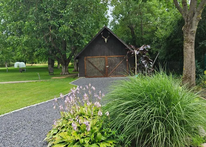 Siedlisko W Starym Sadzie Willa *