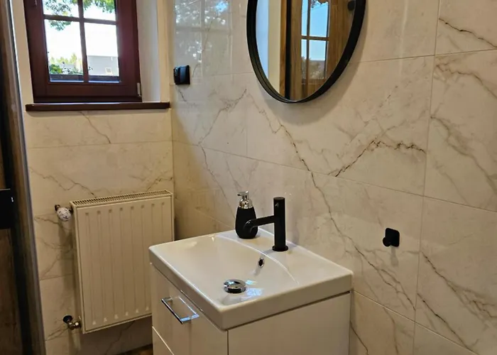 Willa Siedlisko W Starym Sadzie *